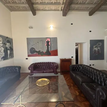 La Dolce In The Ancient Appartamento