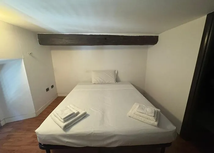 La Dolce In The Ancient Рим